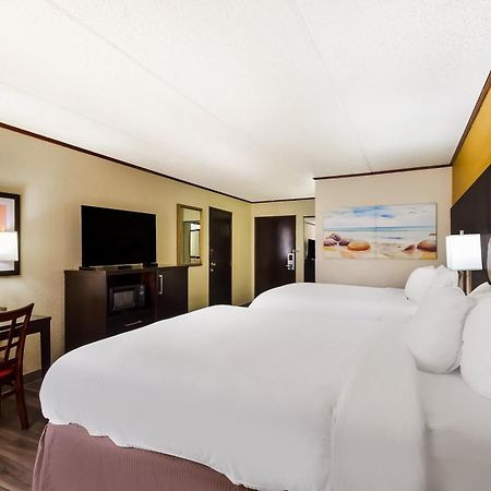 Clarion Pointe Lake Jackson - Clute Екстер'єр фото